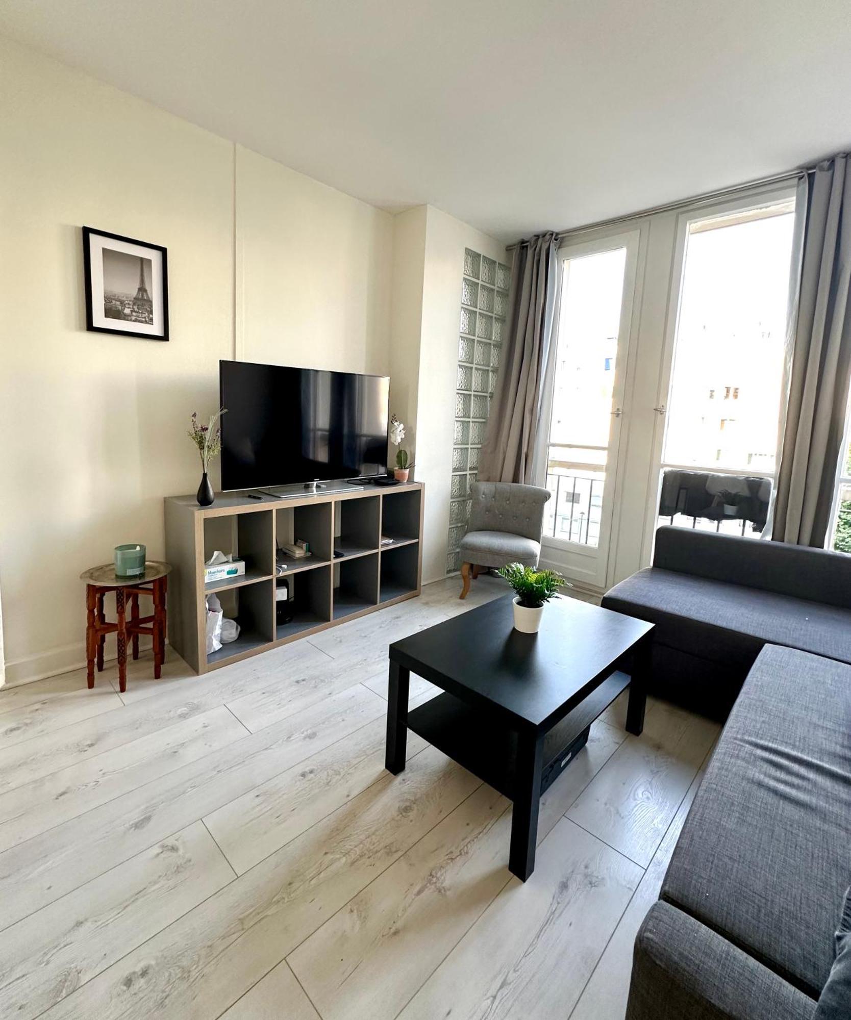 Appart Ensoleille A Boulogne Billancourt Exterior photo
